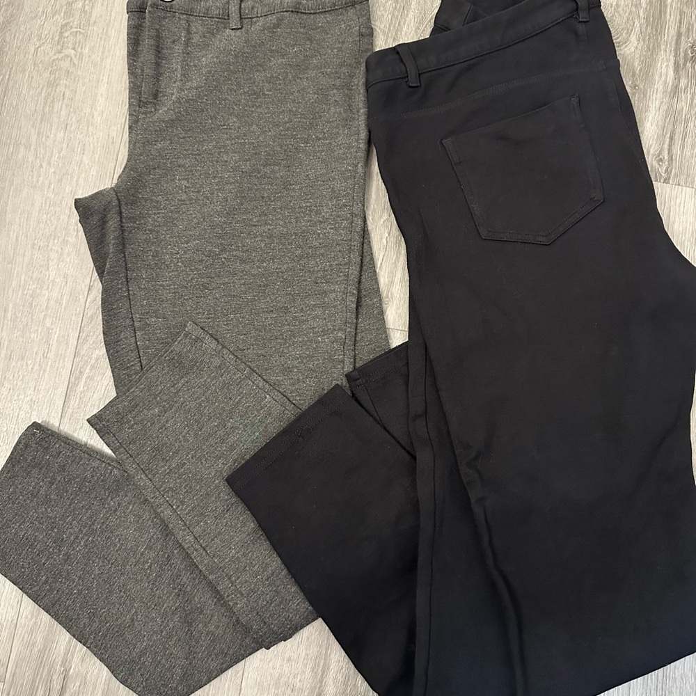 LC Lauren Conrad Two Pair of Pants in Black and Gray Size 6